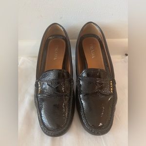 Prada Black Patent Leather Loafers - Size 37 (7)